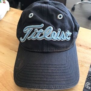 Men’s Titleist golf hat
